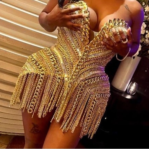 Snatched Lena Barisha chain dress! Perfect for birthdays, proms, any top event. - Picture 3 of 17